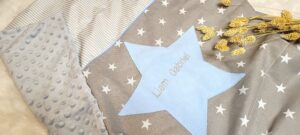 Babydecke mit Stern in Blau