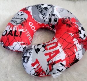 Nackenhörnchen Fußball in Rot