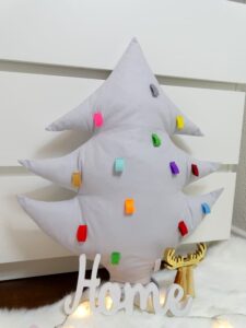 Tannenbaum Kissen grau